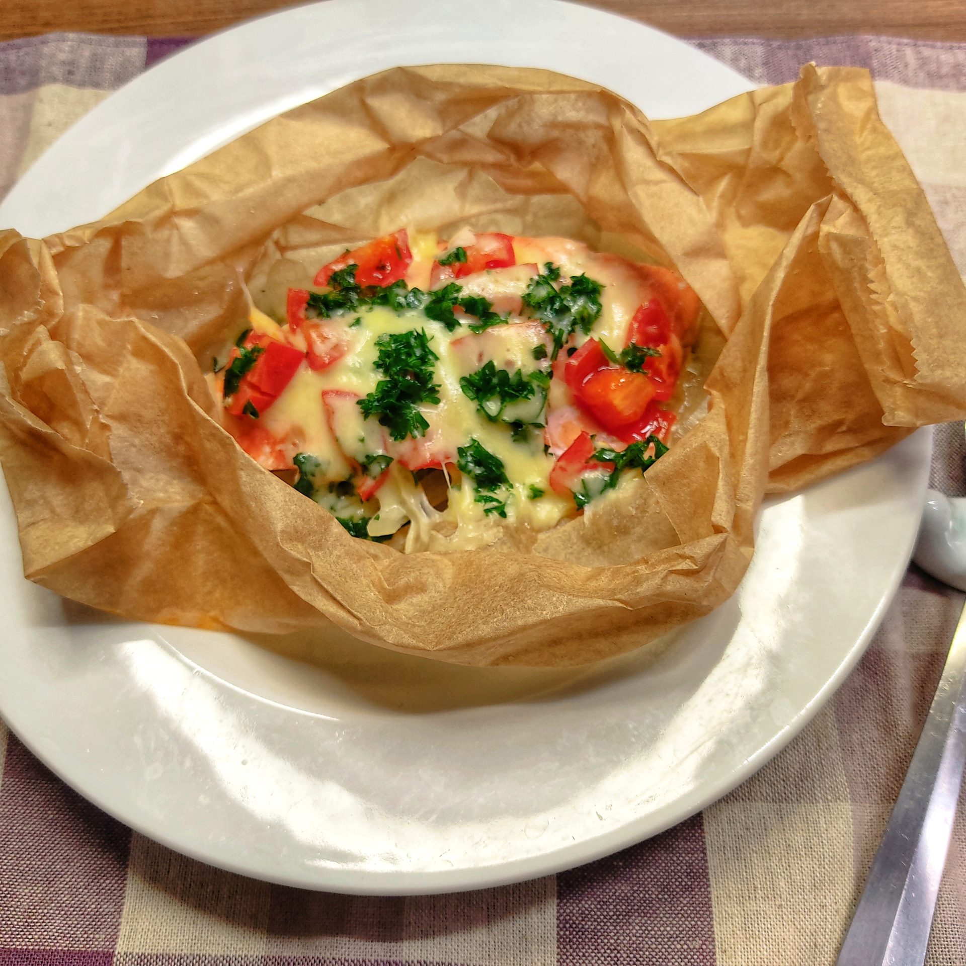 塩鮭のピザ風包み蒸し　ポリラップ　レシピ