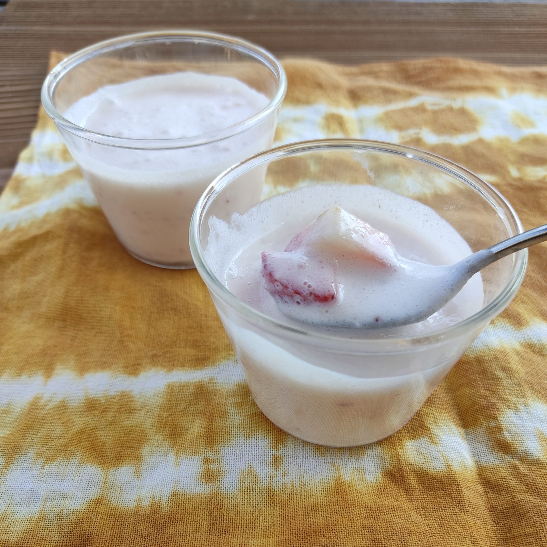 《離乳食後期》苺の寒天ヨーグルト　ポリラップ　レシピ