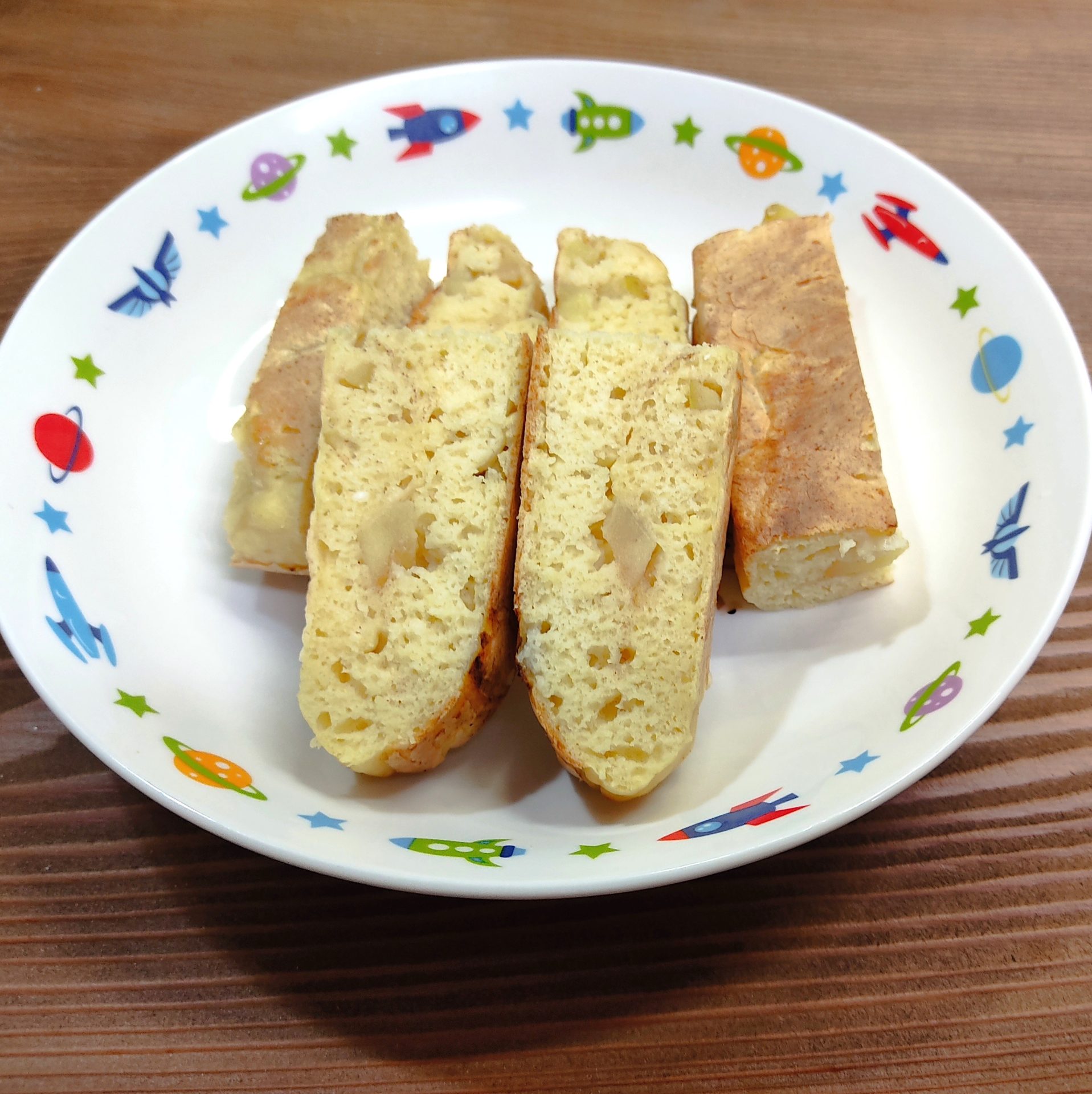 《離乳食後期》豆腐とりんごのスティックパンケーキ　ポリラップ　レシピ