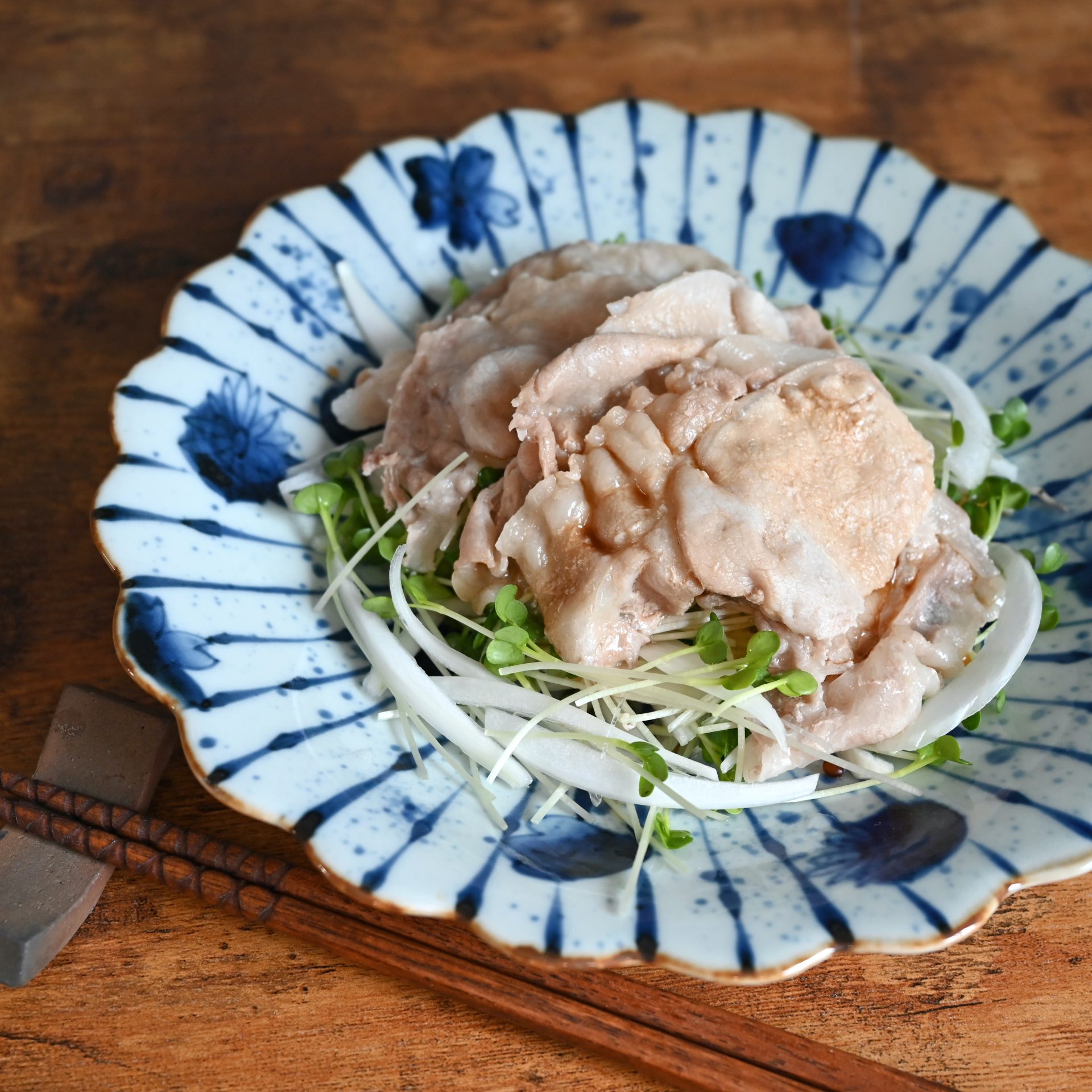レンジ豚しゃぶと新玉ねぎのサラダ　ポリラップ　レシピ