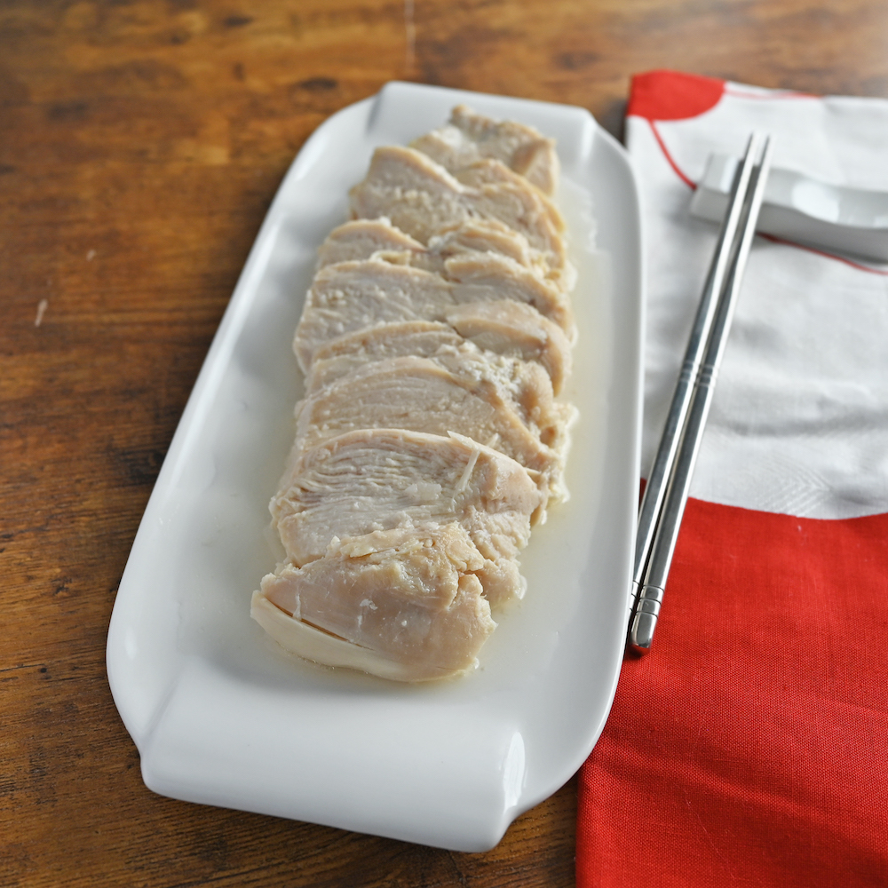 フライパンで塩麹しっとり蒸し鶏　ポリラップ　レシピ