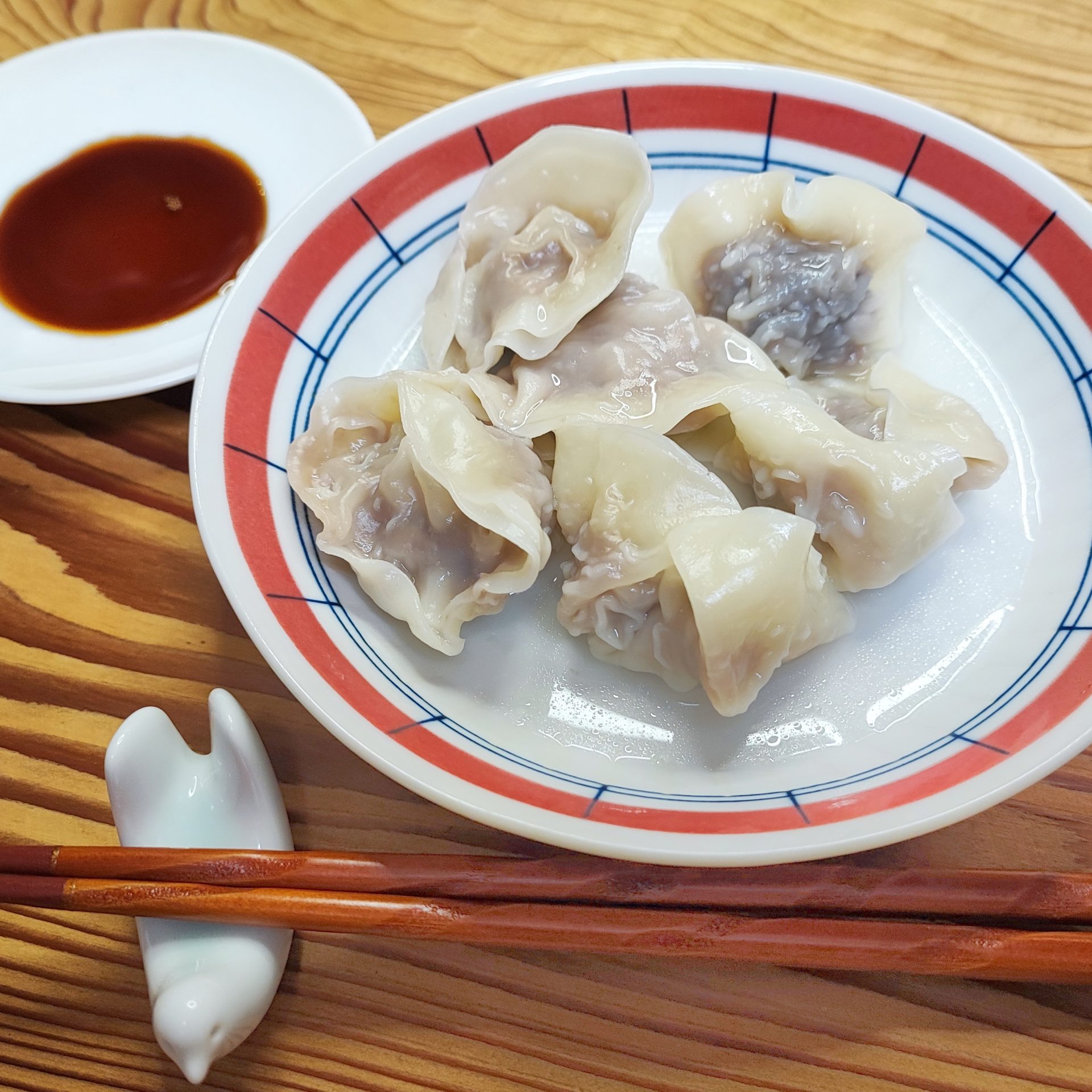 マグロたっぷり!レンジ水餃子 ポリラップ レシピ