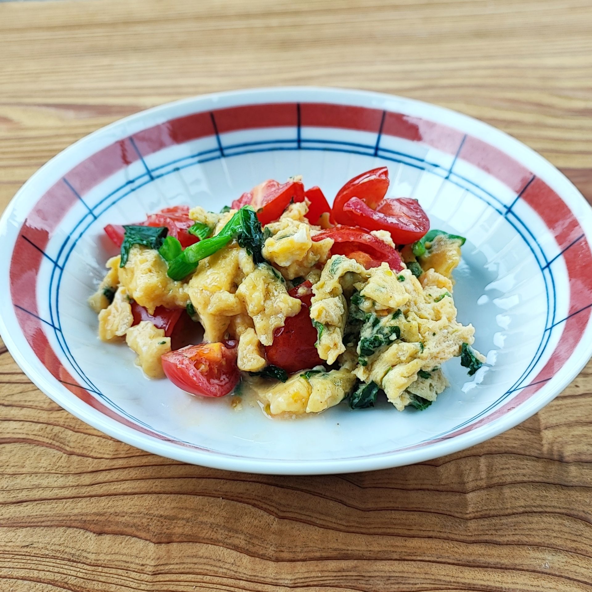 赤黄緑の三色レンジ炒り卵 ポリラップ レシピ